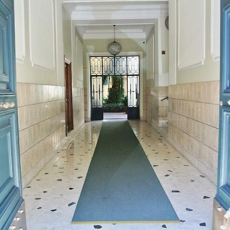 Beautiful Apartment In San Giovanni Close To Colosseo Róma Kültér fotó