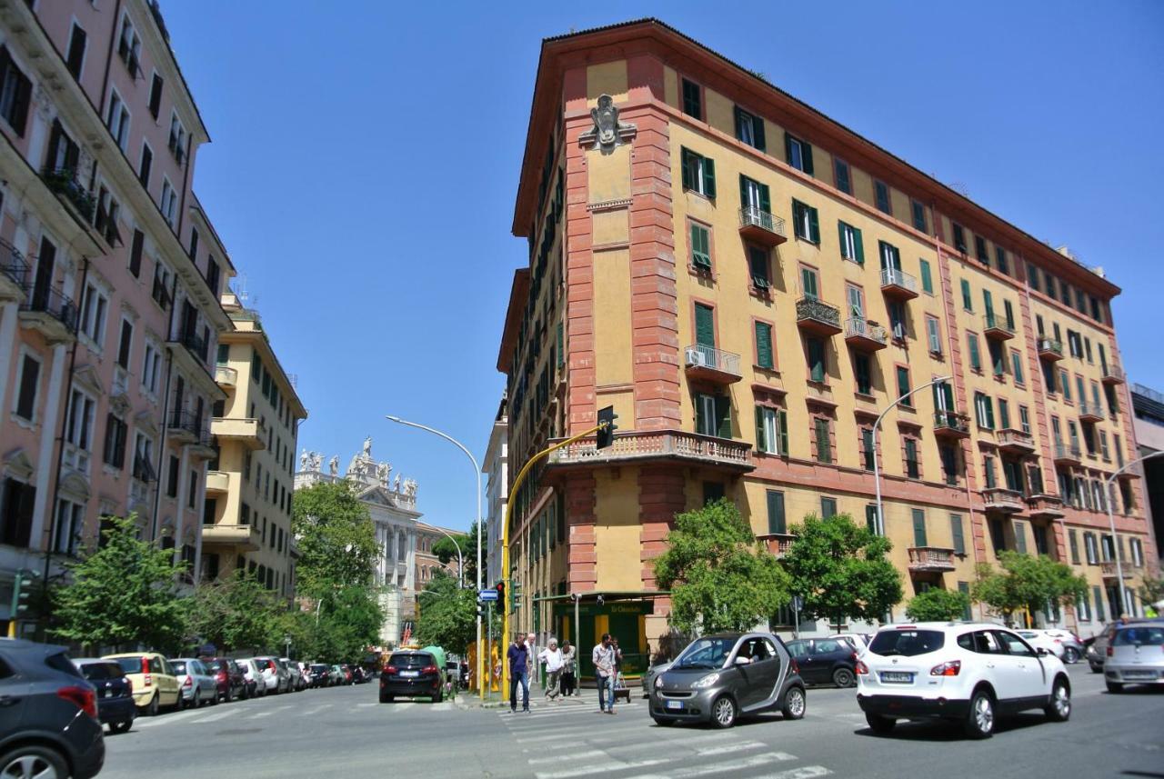 Beautiful Apartment In San Giovanni Close To Colosseo Róma Kültér fotó