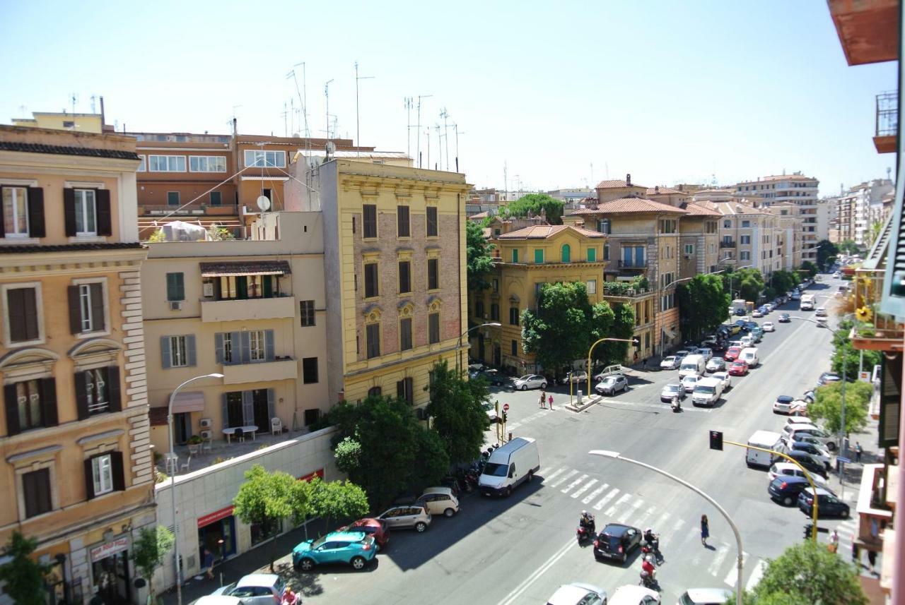 Beautiful Apartment In San Giovanni Close To Colosseo Róma Kültér fotó